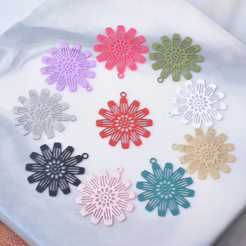 30 Stück AB1078 Messing-Schmuckanhänger in Hellgold, Blumen-Charms, DIY-Zubehör für Damen-Ohrringe und -Halsketten – Detail 1