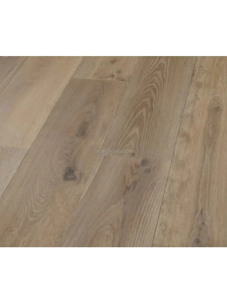 Versión personalizada del piso de roble blanco, proceso de trefilado de villa de madera de ingeniería