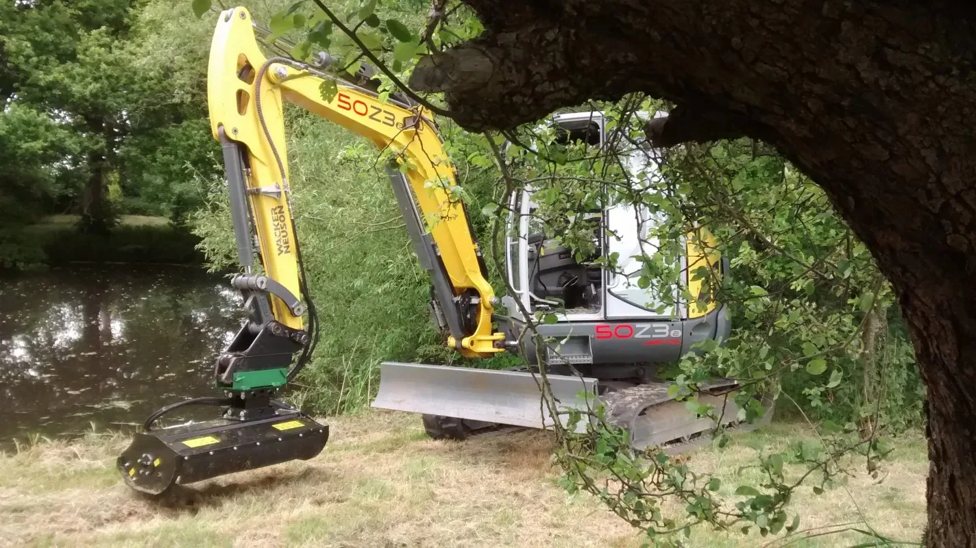 Hydraulischer Rasentrimmer/Heckenschere für Bagger, Grapple-Aufsatz, Handel mit Holz, Zuckerrohr, Rohr, Metallschrott