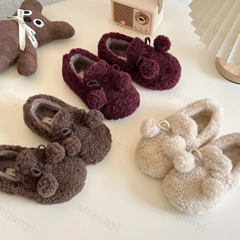 

Girls' Sweet Shallow Mouth Warm Casual Cotton Shoes 2025 Winter Childrens' Soft Soled Comforatble Fashion Versatile Plush Flats