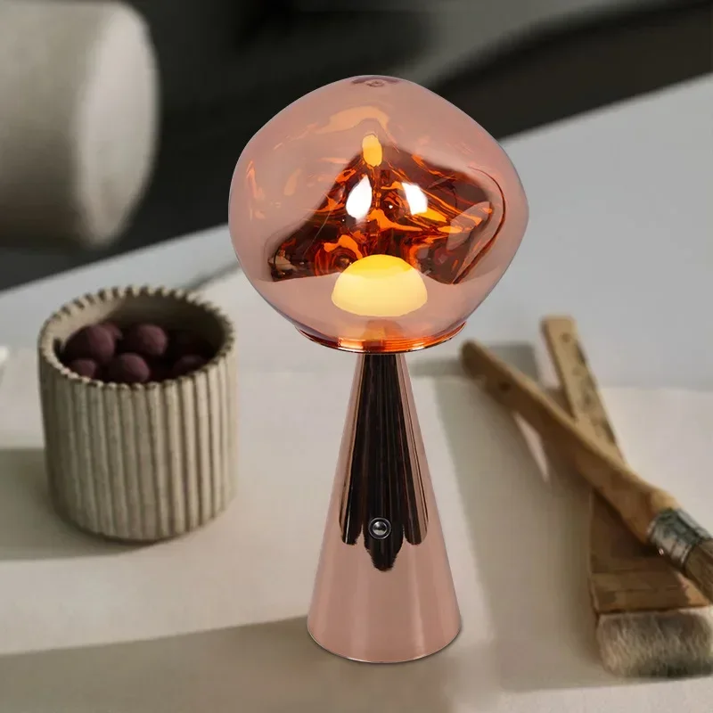 Volcano Lava Mini Desk Lamp Designer Creative Bedroom Bedside Lamp Desktop Decoration Rechargeable Portable Ambient Light