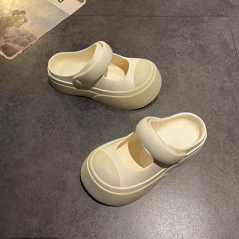 EVA Wearing Wearing Sandals with Holes in The Sail Cloth Air Bag Head Slippers Female Two Wear Summer Fashion Casual Thick Sole