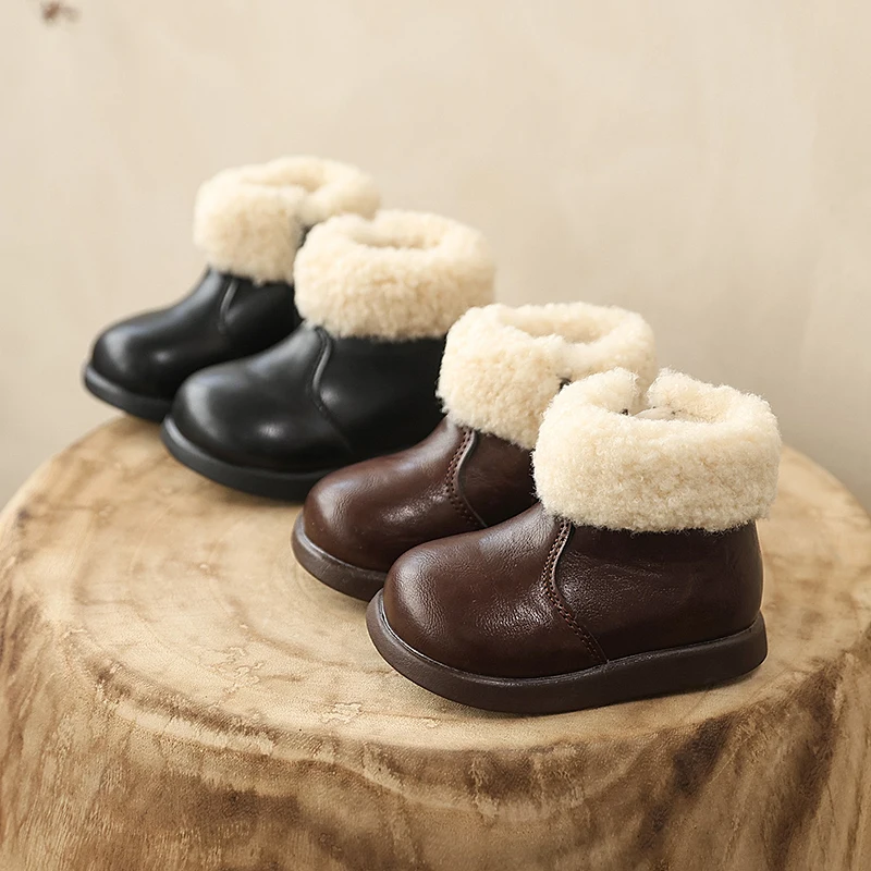 

Милые детские прогулочные туфли, замшевые теплые универсальные зимние сапоги для малышей с круглым носком, мягкая подошва, 2025 г., зимние детские повседневные ботинки, удобные