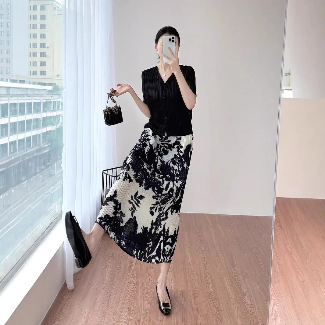

Miyake Loose Large Size Pleated Print Elastic Waist Bustier 2025 Summer New Fashion Casual Versatile Design Comfortable Skirt