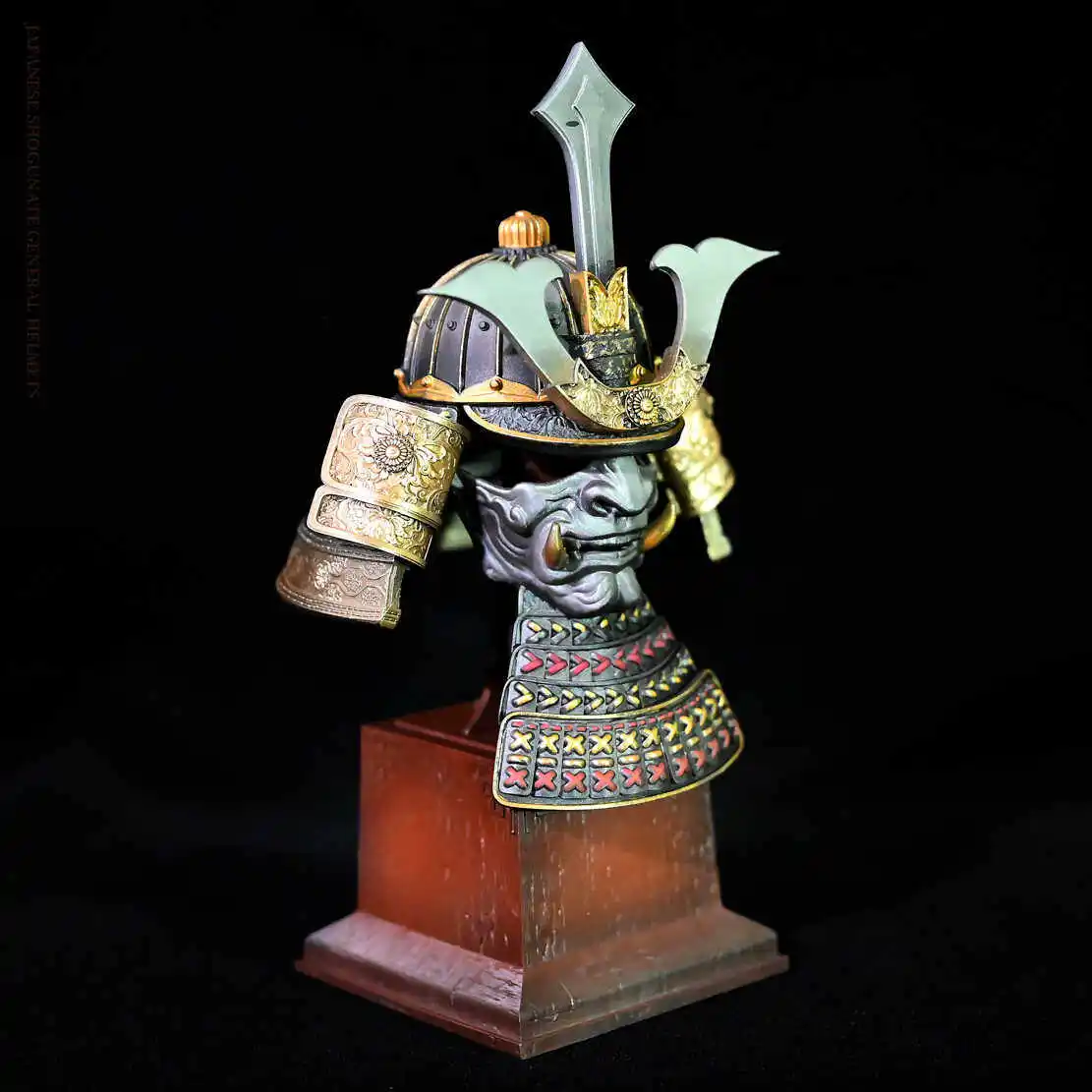 Samurai Helmet Statue 130mm Resin Desk Decor Japanese Armor Figurine Office Gift Vintage Craft Ornament