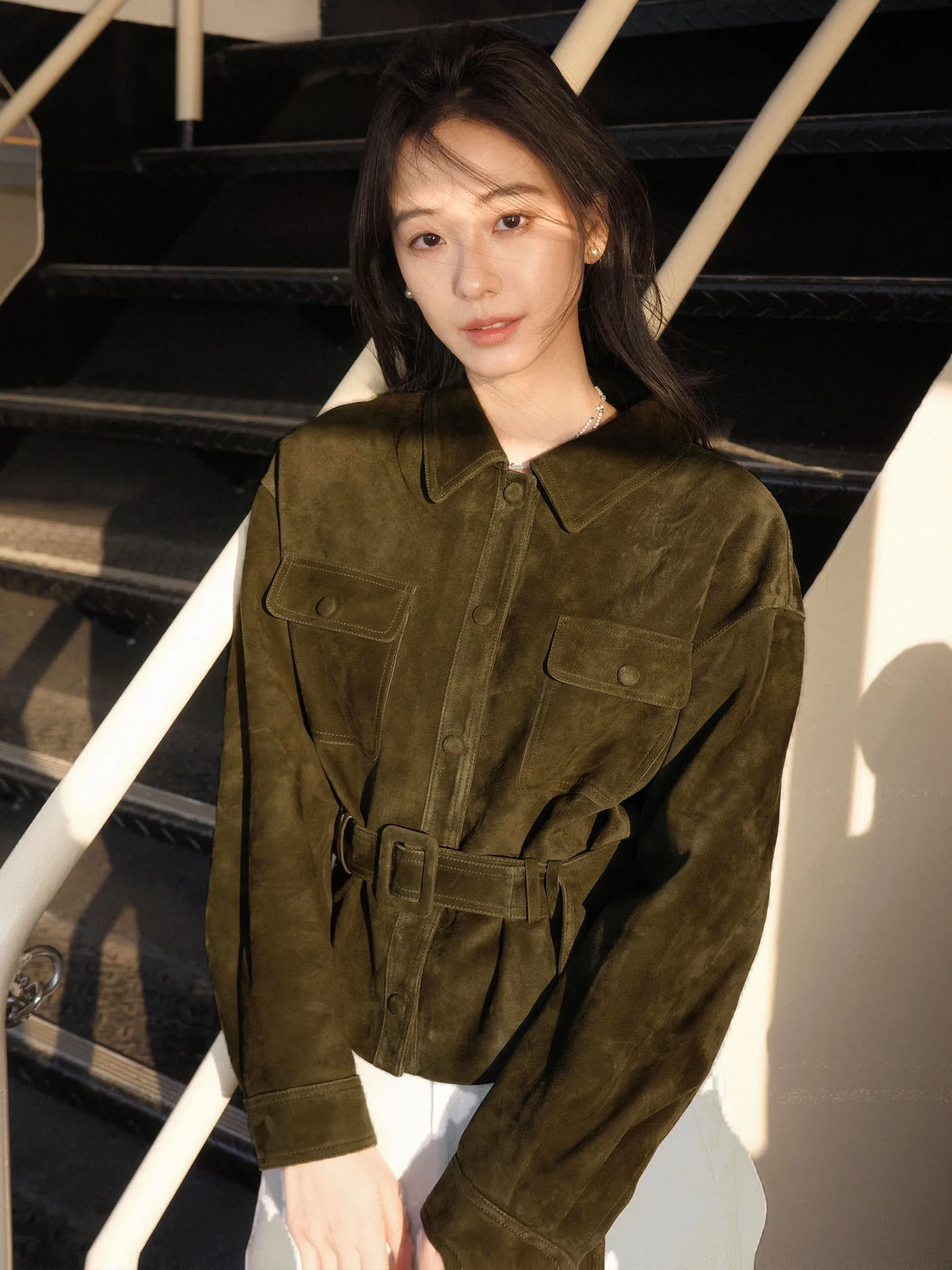 

Retro Sle een ort Coat Women's Faion Slim Fit Waist-Cinching Turn-down Collar Spring 2026 New Arrival Top