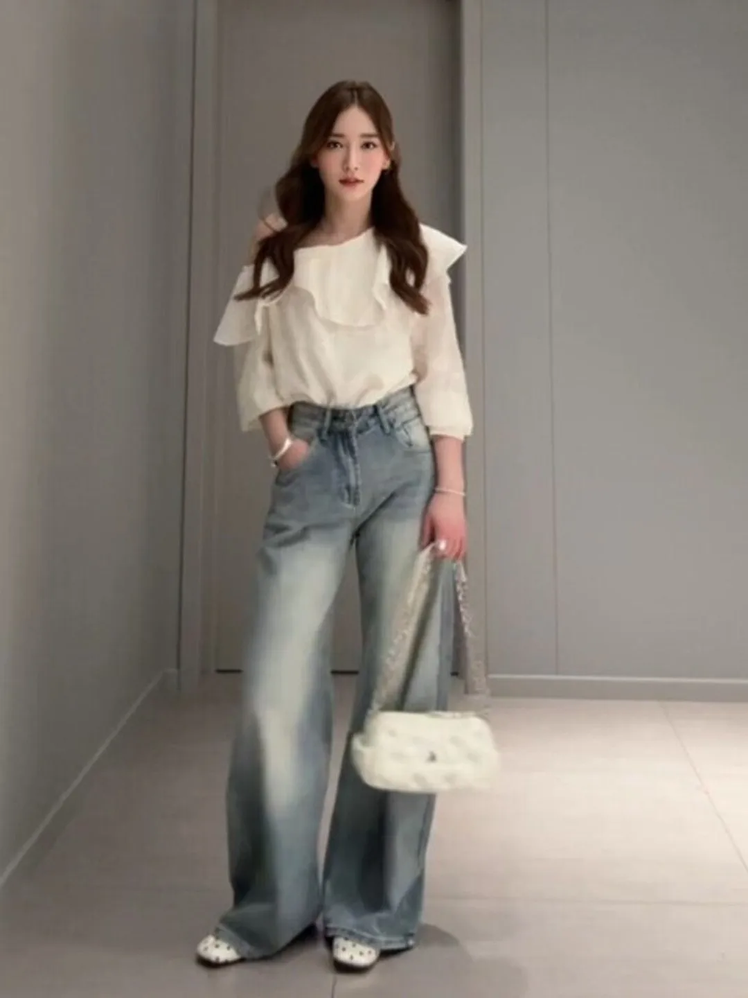 

French Style Long Sleeve Shirt Bordered Shoulder Design Unique Not Repeating Spring 2026 Fashion for Young Women Daily Wear