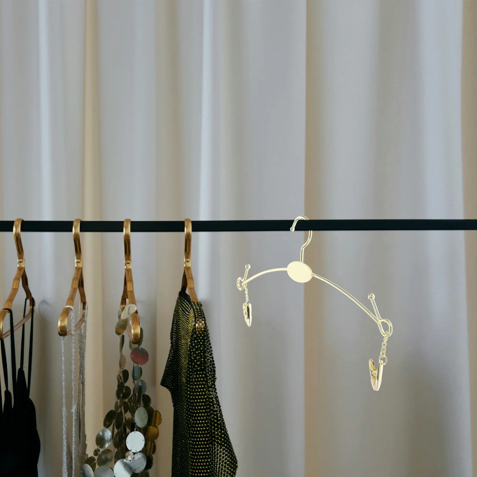 

10Pcs Iron Hangers Bra Organizer Closet Storage Multi-Functional Design Smooth Edges Not Deformed Metal Hangers