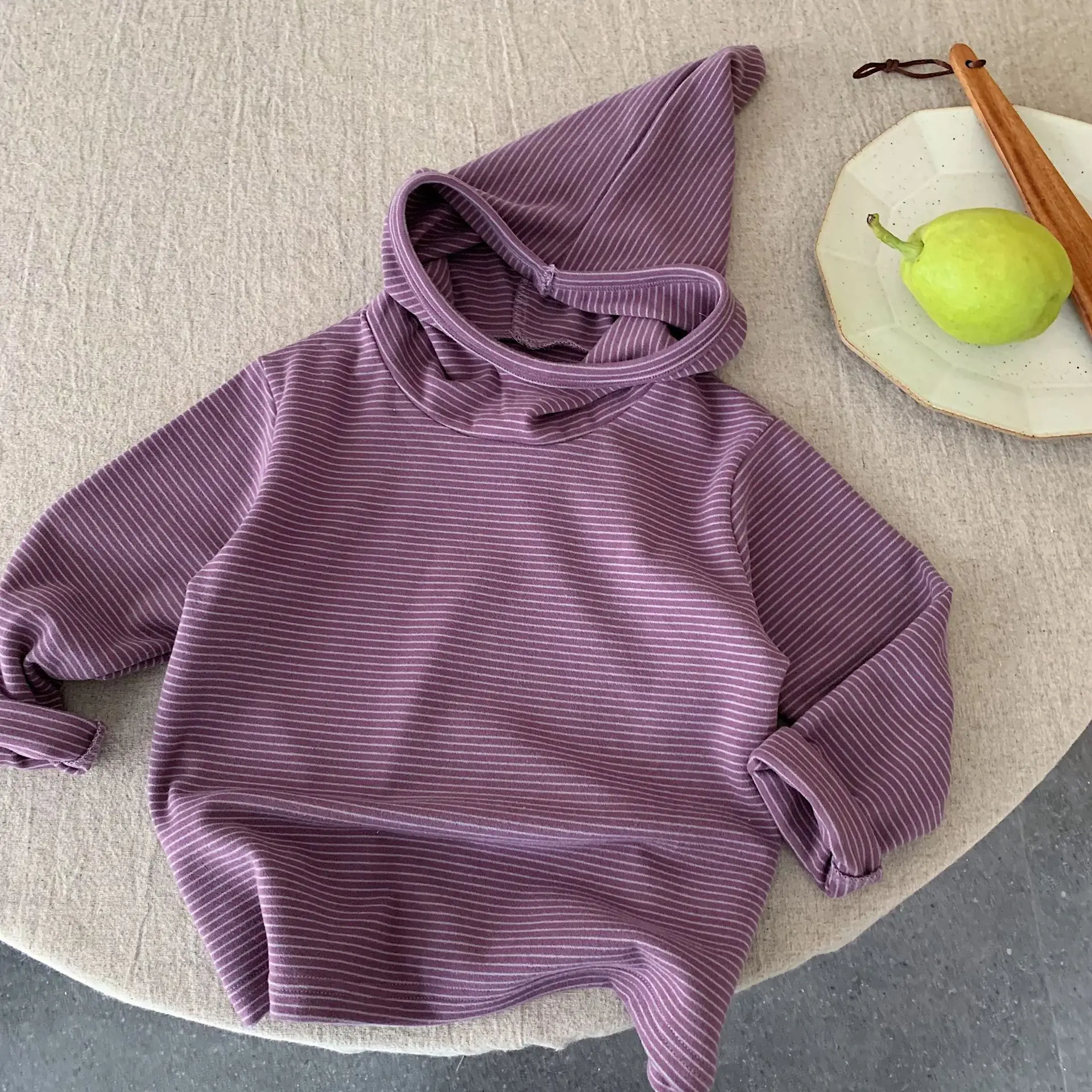 

Новый полосатый пуловер с капюшоном для мальчиков, зимняя одежда для малышей, детская утолщенная базовая рубашка, зима 2025 г.