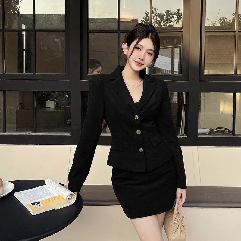 Autumn and winter fashion new corduroy warm small fragrant style short skirt XY23572DG