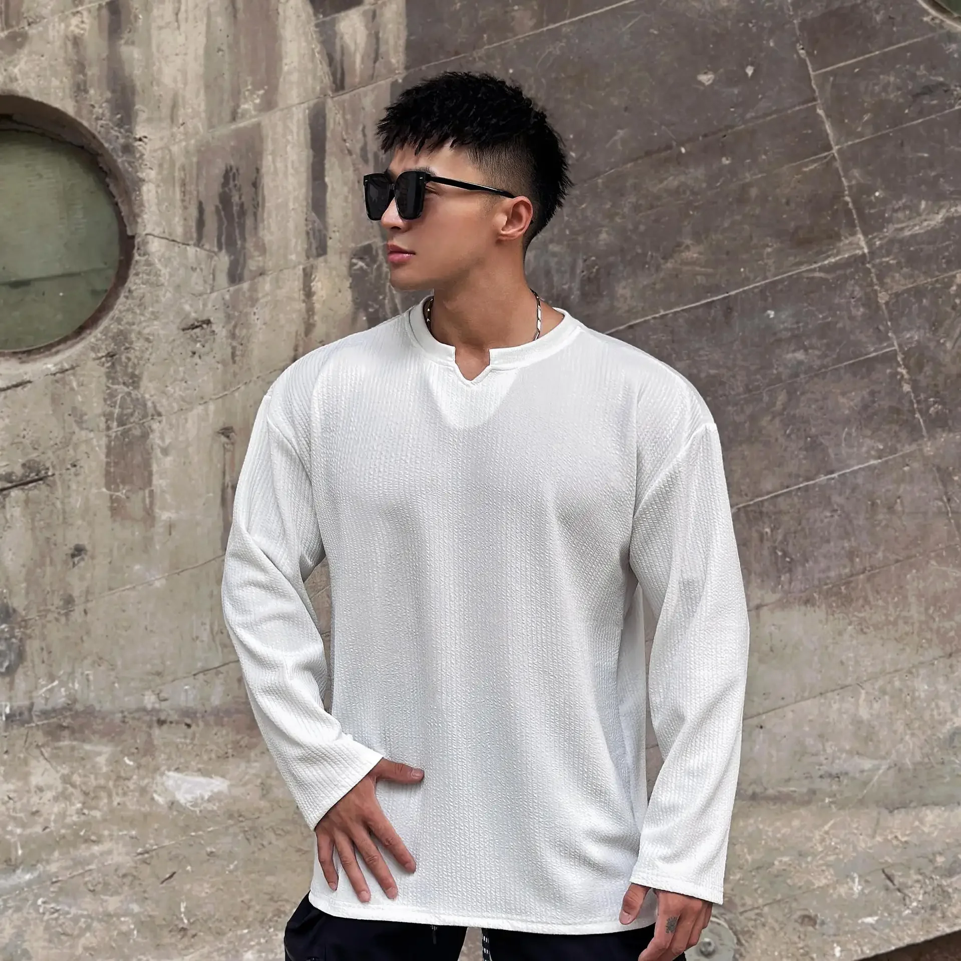 V-Neck Texture And Drape Feeling Men's Long Sleeved T-Shirt Sports Fitness Running Training Clothes Loose Oversized Long Sleeved