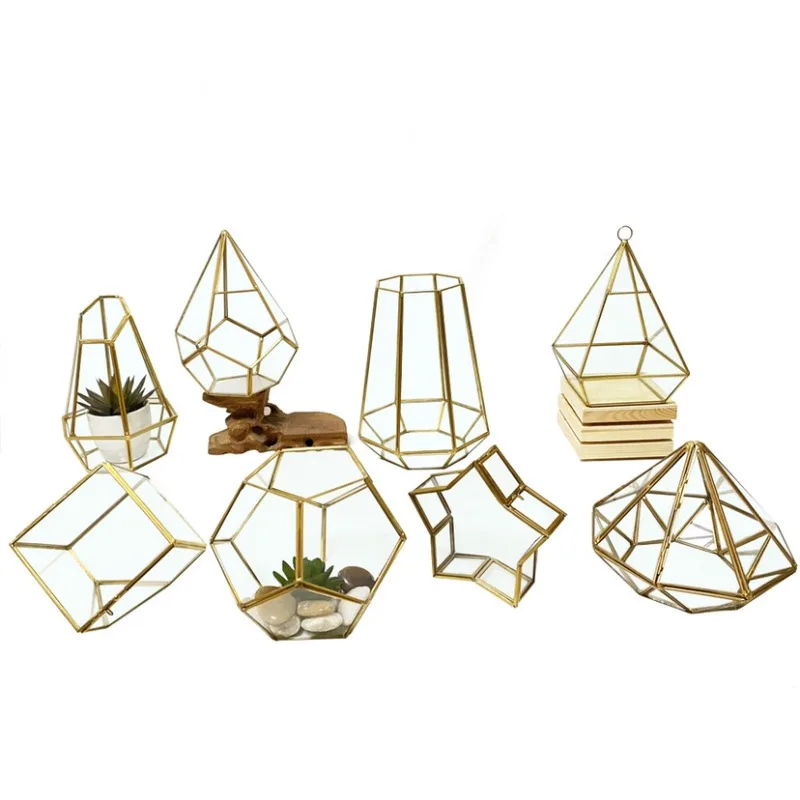 European Creative Geometric Glass Terrarium Pyramid for Succulents Preserved Flowers and Jewelry