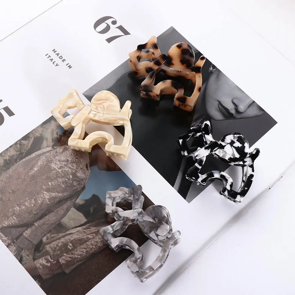 Multi-Color Girls Daily Leopard Pattern Dog Hollow Hair Claw Korean Style Hair Clip Women Hair Accessories Animal Barrettes