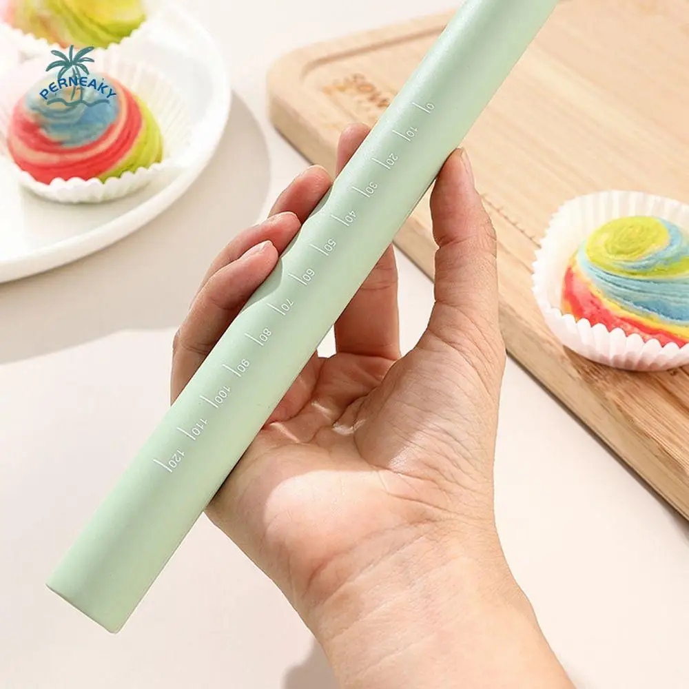 食品グレードのシリコーン麺棒、焦げ付き防止、耐熱キッチン小麦粉ローラー、小さな補助スケールデザイン、ロールフォンダンツール