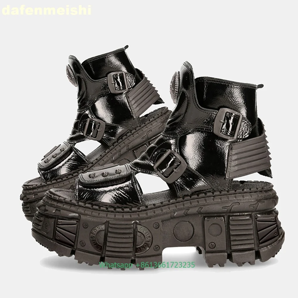 Thick-Soled Rock Motorcycle Sandals Boots Women/men Metal Buckle Hollow Rivet Platform Patent Leather Gladiator Sandals Boots