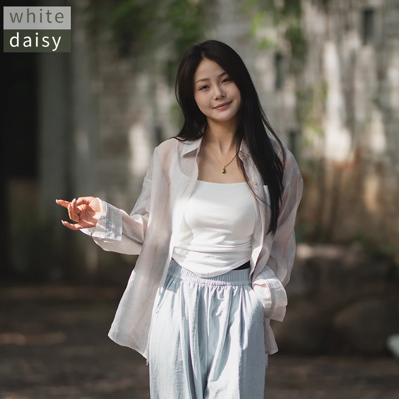 

White Daisy Women's Loose Fit Sun Protection irt adient Color Thin New Spring Summer irt Original Design Long Sve