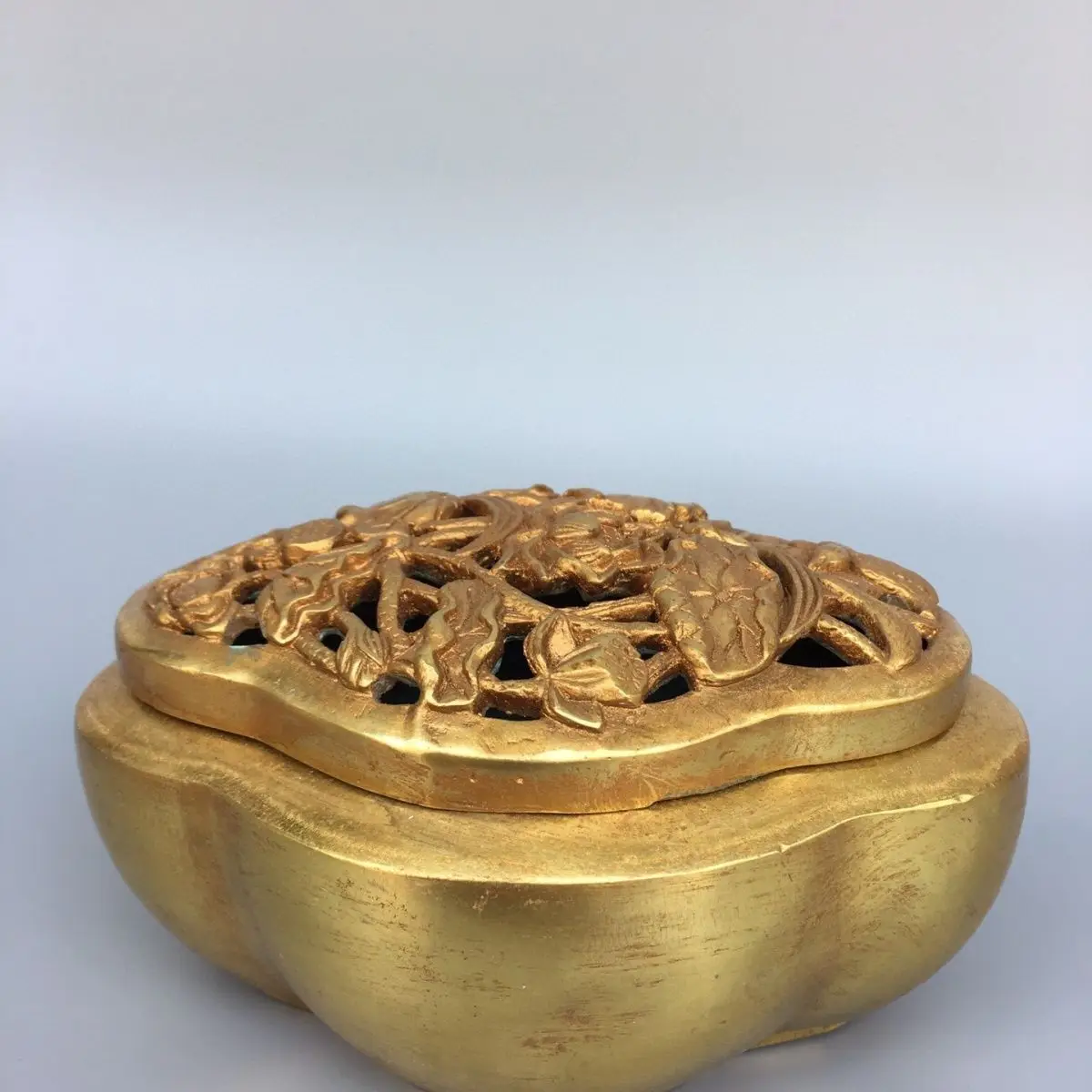 Vintage Handcrafted Copper Gilded Incense Burner Censer Statue Home Decor Collectible Chinese Traditional Copper Gilded Censer