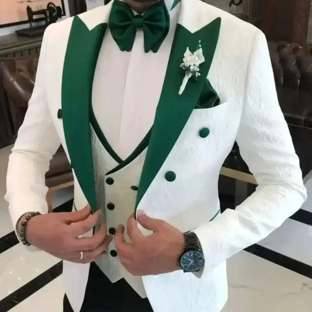 2020 new men's three piece jacket, trousers and vest custom fit men's wedding bridegroom best man Tuxedo Suit