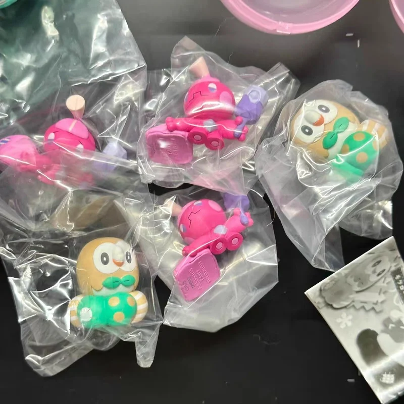 タカラトミーアニメポケモンガシャポンおもちゃ枕シリーズ 5 Rowlet Tandemaus Tinkatink Psyduck 漫画フィギュアモデル装飾ギフト