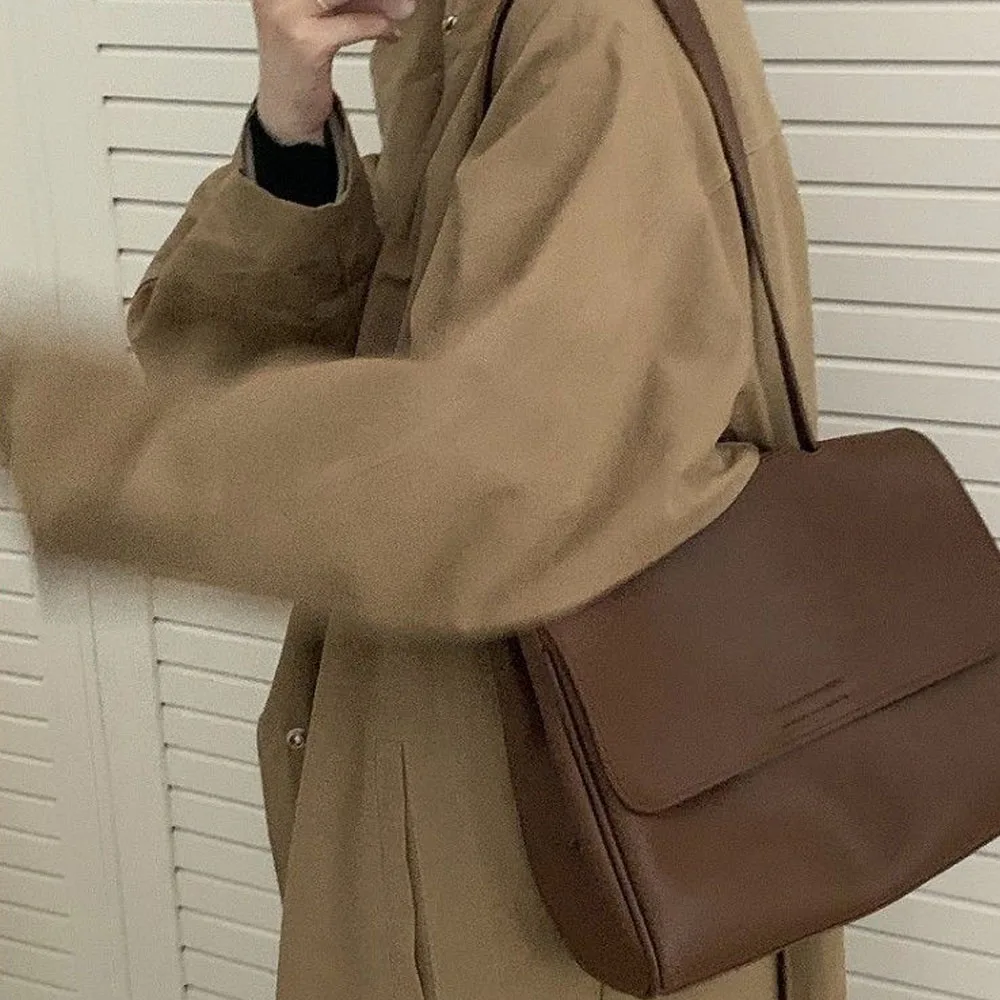 2023 Fashion Large PU Shoulder Bag Grossbody Message Bag for Woman Students School