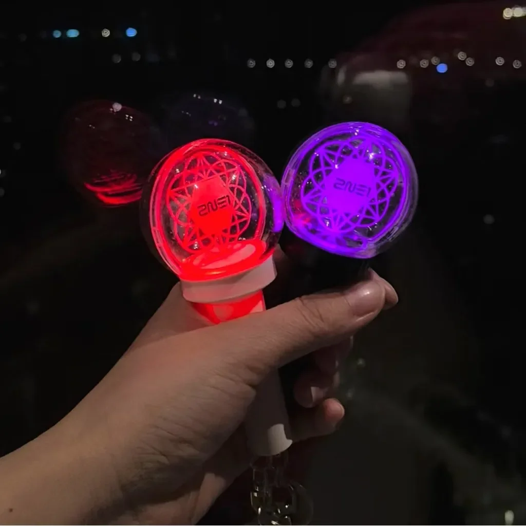 Kpop Idol 2NE1 Mini Lightstick Keyring Glow Stick Keychains Pendant