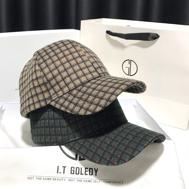 New Retro Plaid Baseball Cap Women Show Face Small Net Red Hard Top Hat Fashion Men Curved Roof Sunscreen Hat Dome Caps