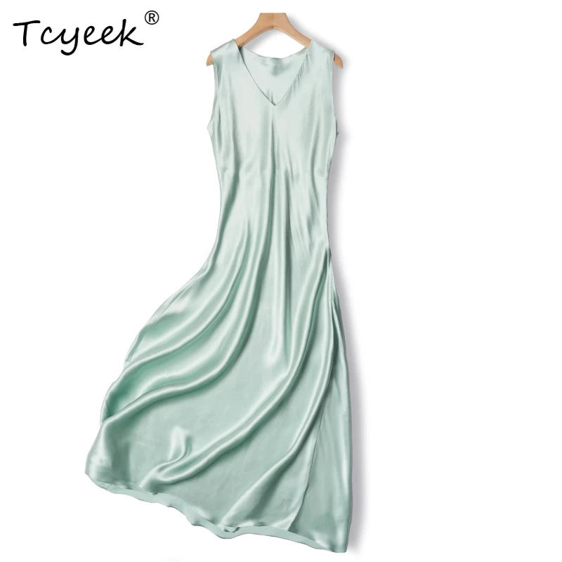 

Tcyeek 100% Mulberry Silk Summer Thin Sleeveless Camisole Satin V-neck A-line Solid Color Long Woman Dresses Sukienka Damska
