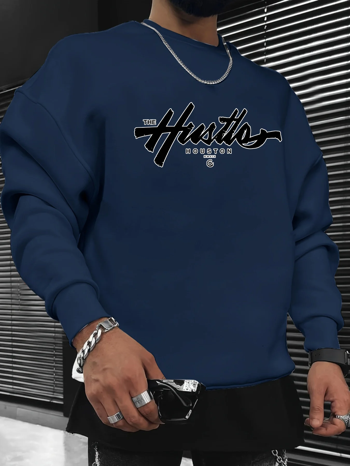 Men's autumn and winter fashionable casual loose Houston letter graphic printed long sleeved round neck sweatshirt