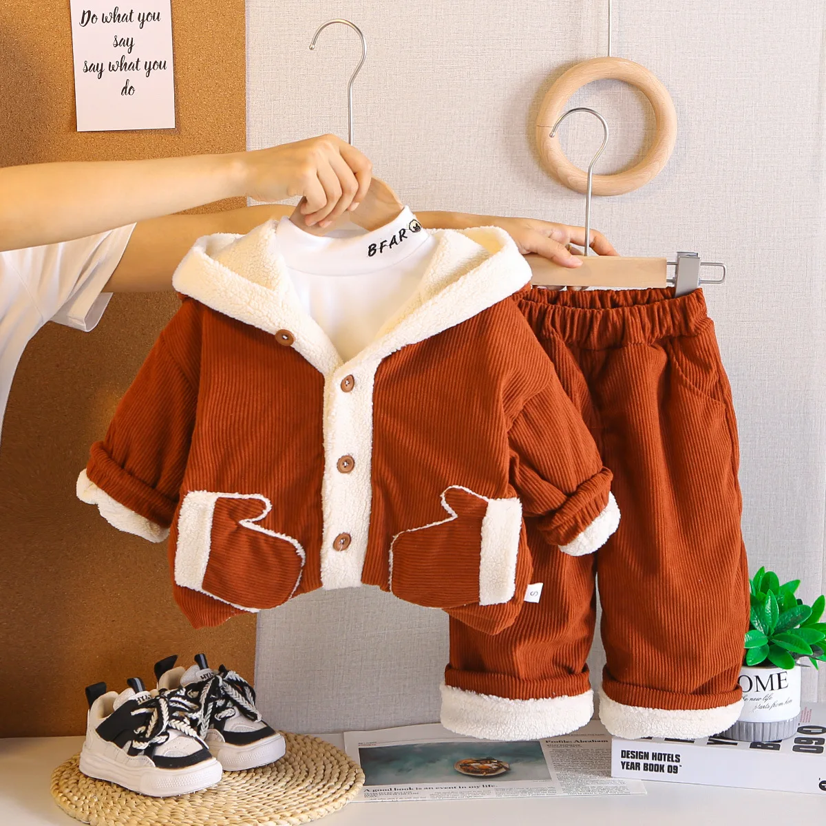 ensemble-d'hiver-pour-enfants-noel-et-nouvel-an-–-tenue-3-pieces-epaisse-et-chaude-avec-sweat-a-capuche-pour-garcons-et-filles-–-ensembles-cadeaux-de-vacances-doubles-polaire-doux-pour-tout-petits-123