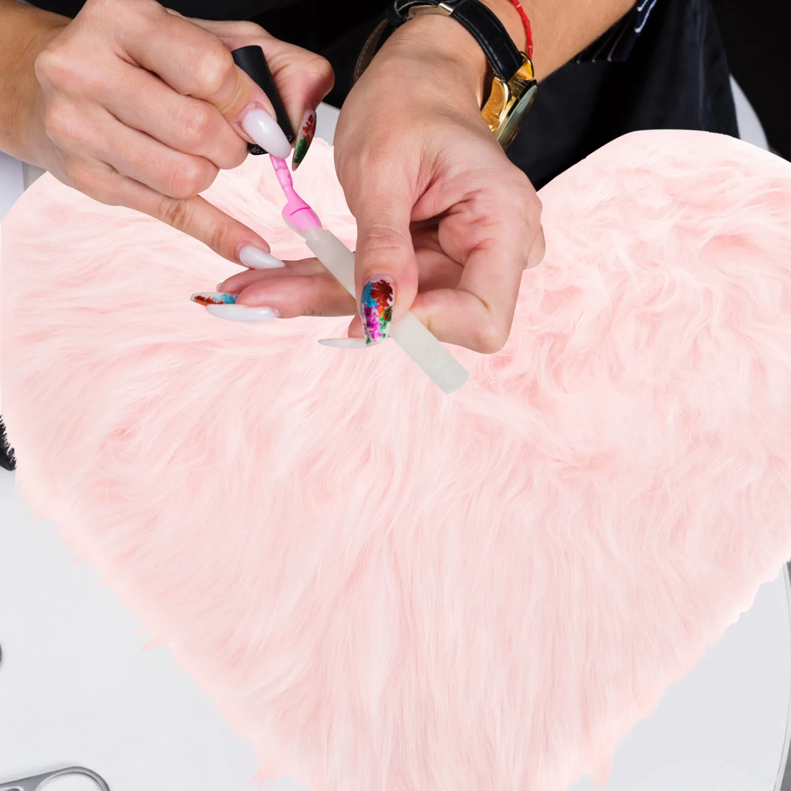 

Nail Art Cushion Heart Shaped Luxury Background Pad Small Size Soft Texture Product Display Photo Backdrop for Jewelry Nail