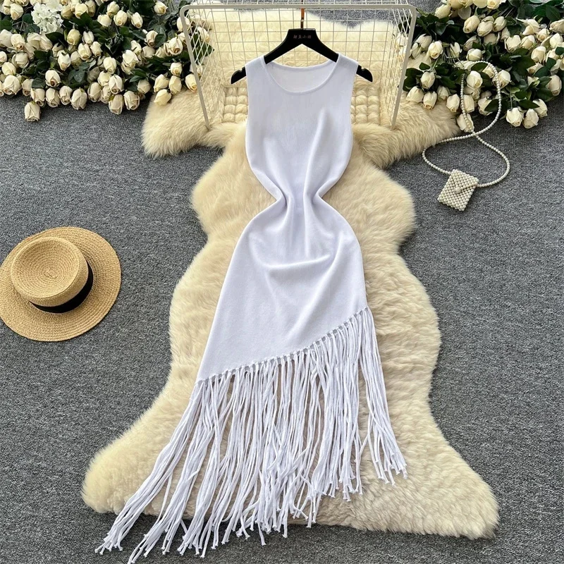 Quasten-Tanktop-Strick-Sommerkleid, O-Ausschnitt, ärmellos, elastisch, Maxi, einfarbig, atemberaubend, Boho-Strand, langer Stil für Damen, Sommerurlaub, Resort