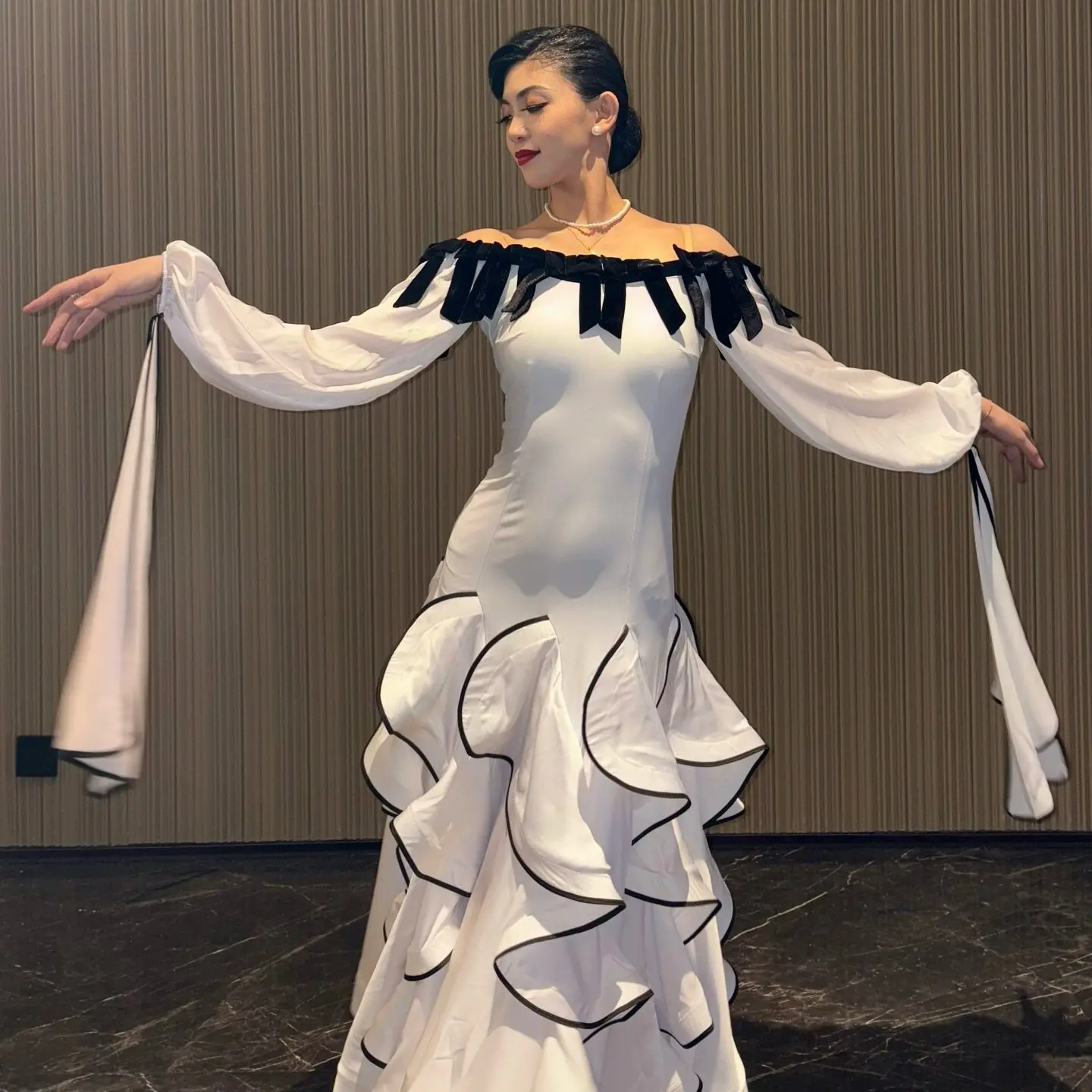 Ballroom Dance Dress Women White Draped Ruffles Long Sleeves Dress Waltz Dance Performance Costume Tango Dancer  Stage Dress