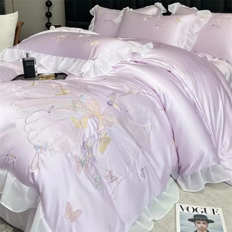 Environmentally Friendly Silk Embroidery Four Piece Set Luxurious and Soft Quilt Cover Set with Polyester Filled Wholesale
