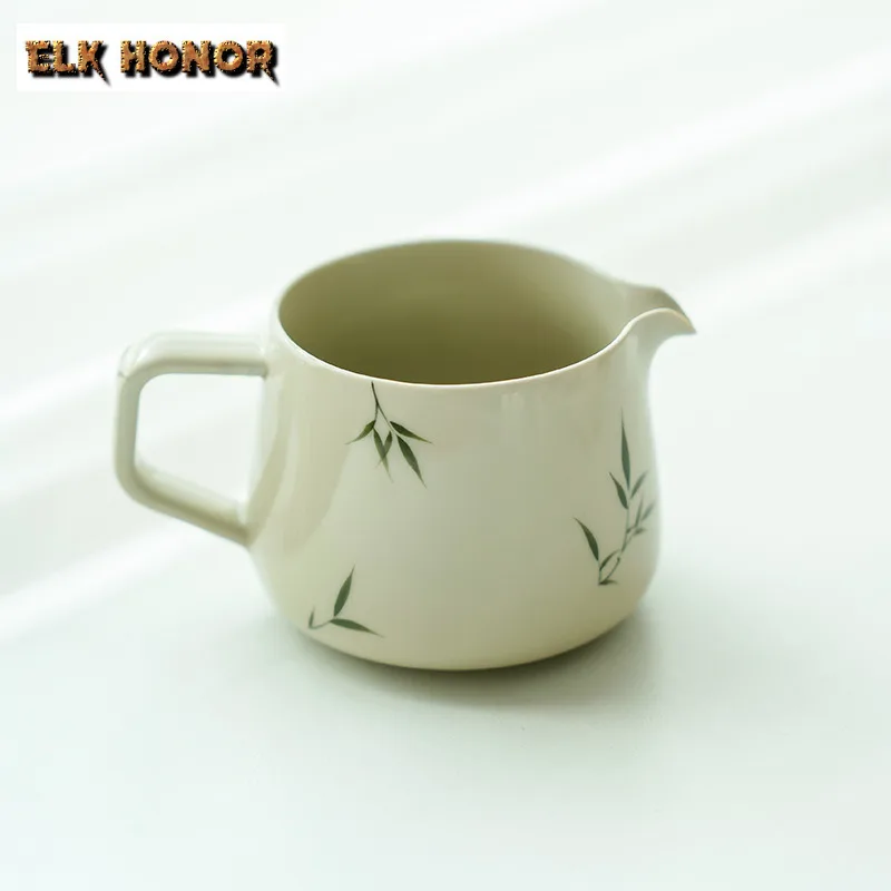 280ml Hand Drawn Green Bamboo Tea Pitcher Pour Tea Cha Hai Dispenser Justice Cup Fair Mug Tea Services Collection Accessories