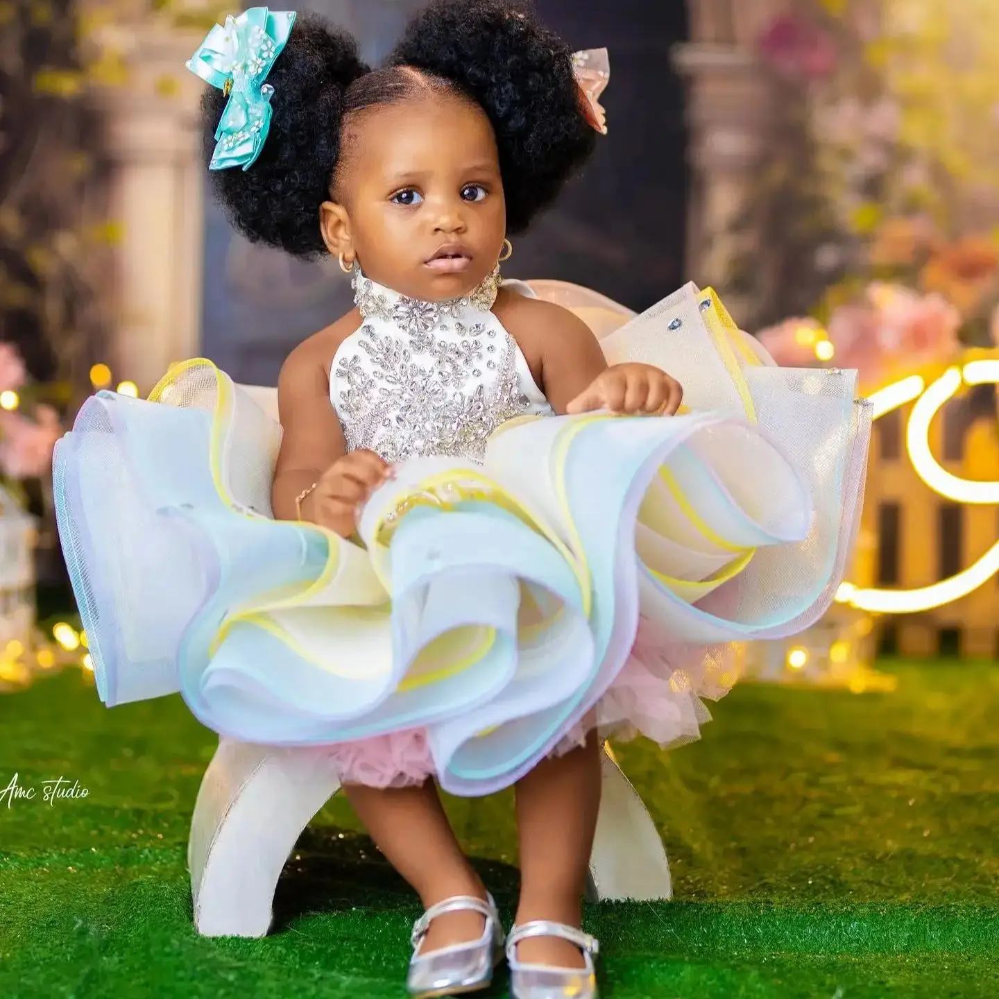 

Красочные платья с цветочным узором для девочек на свадьбу, милые бальные платья без рукавов с оборками и кристаллами, бальное платье на день рождения для маленьких девочек по индивидуальному заказу