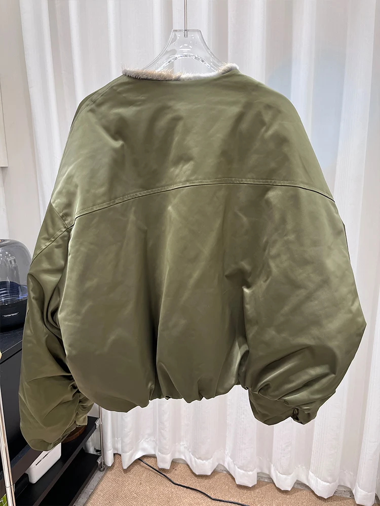 سترة نسائية جديدة موضة خريف وشتاء لعام 2025 معطف فرو موسكرات طبيعي حقيقي سترة نسائية فاخرة ملابس خارجية