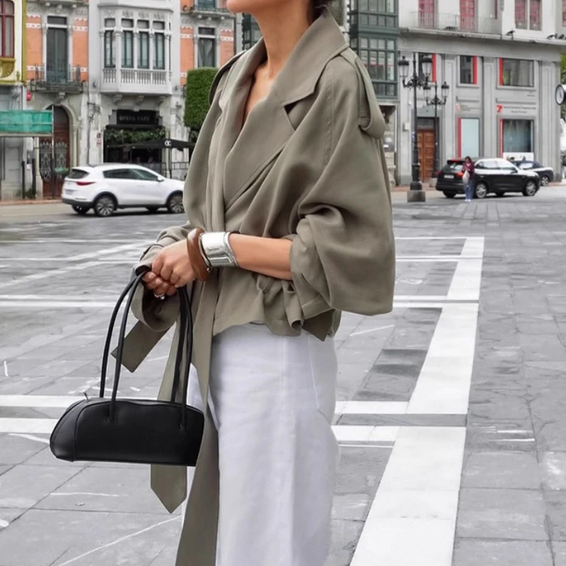 High-end French Large Lapel Lace-up Trench Coat 2025 Commuter Women's Autumn Fashion Temperament Coat