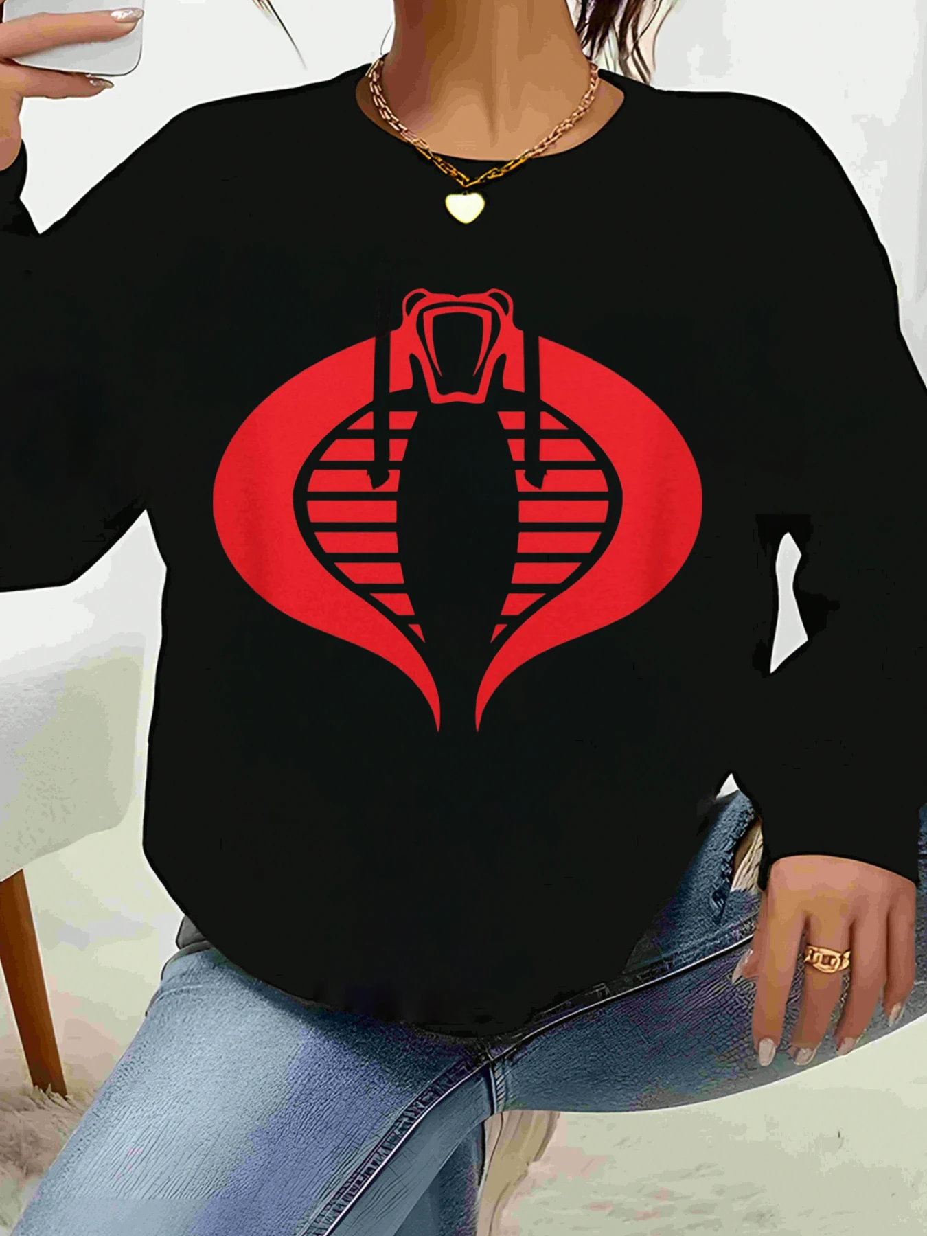 

Свитер с длинными рукавами и логотипом Cobra Kai, костюм на Хэллоуин, женская повседневная одежда для любителей серий