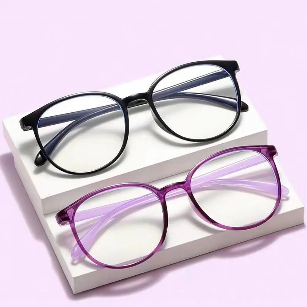 4 สี Ultralight แว่นตาอ่านหนังสือรอบสําหรับผู้หญิงผู้ชาย Anti Blue Light แว่นตา Presbyopic แว่นขยาย + 1.0 ~ + 4.0 Diopter B0D6