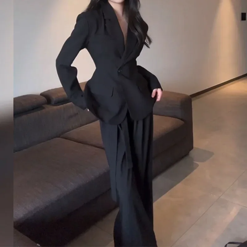 Elegant High-End French Style Black Suit Jacket For Women 2024 Spring/Autumn High-Waisted Slimming Bell Bottoms