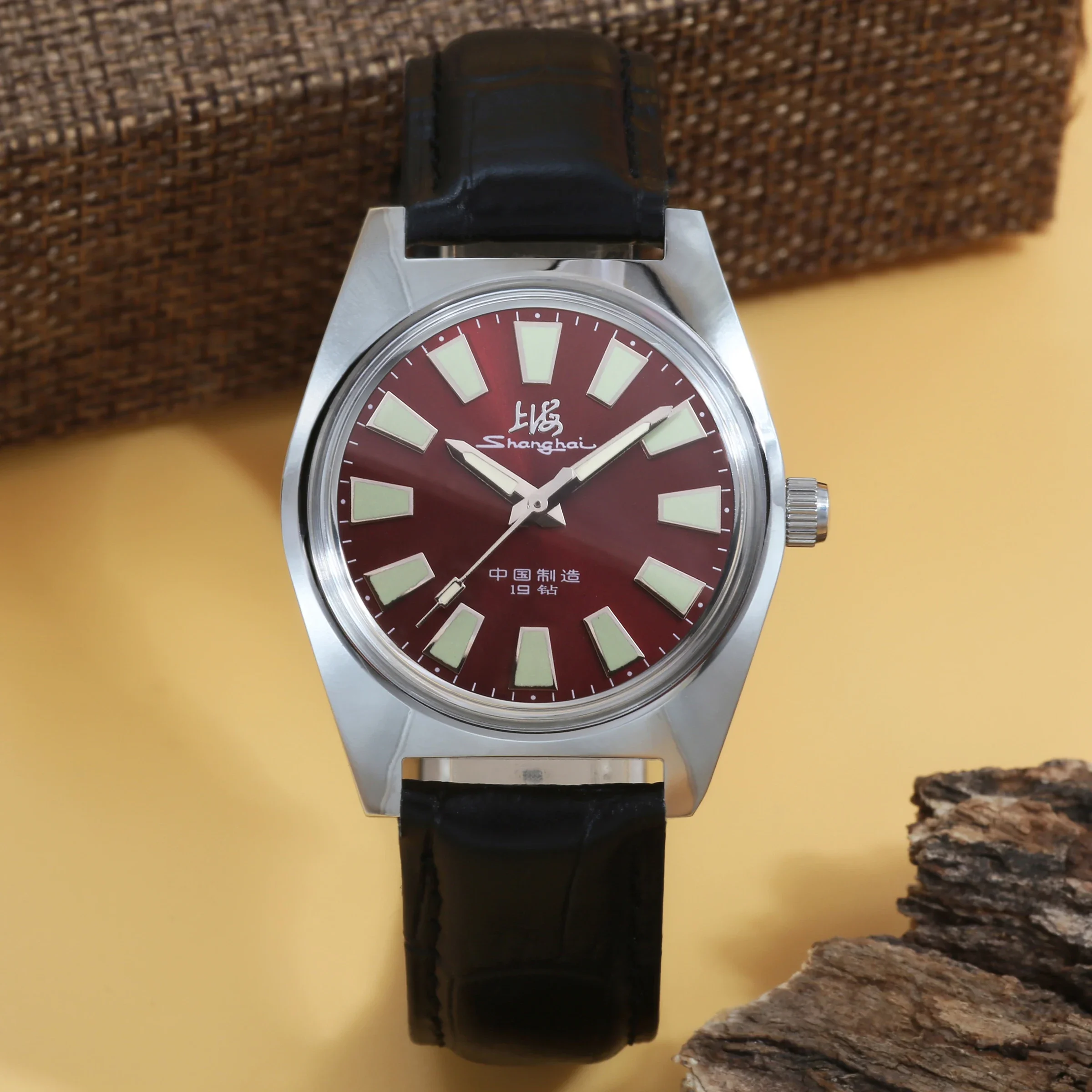 

Shanghai 36MM Hand-Wind Mechanical Watch 7120 Waterproof Retro China Watch for Men wholesale