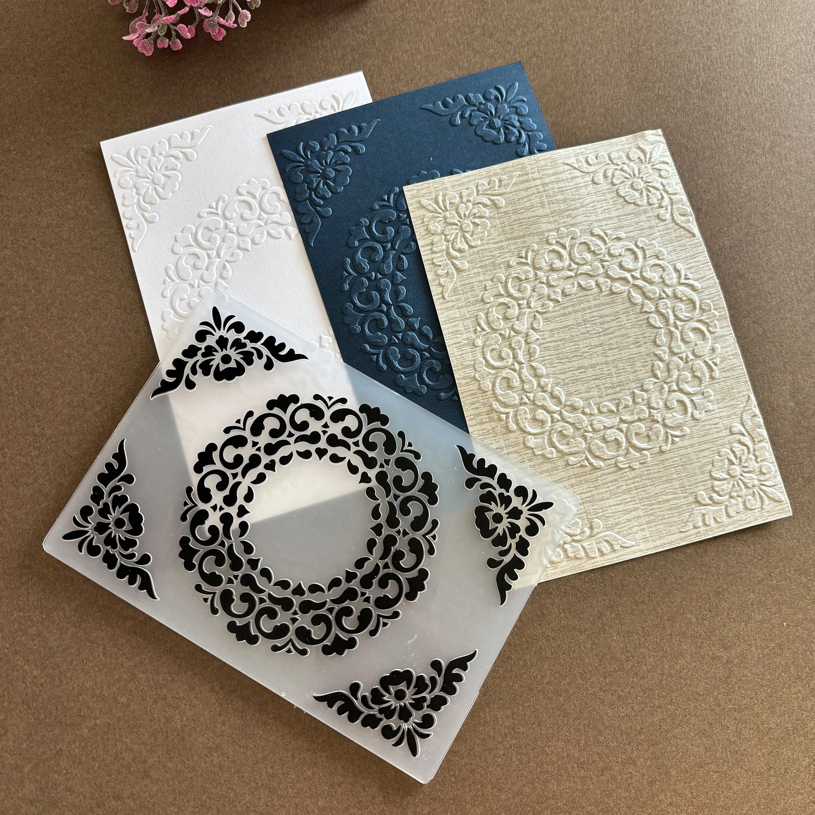 1-teiliges Set mit Blumenbasis und Punktmuster, DIY-Schablone mit geprägtem Muster aus Kunststoff für Blumenrahmen, geeignet für Sammelalben, Unternehmen
