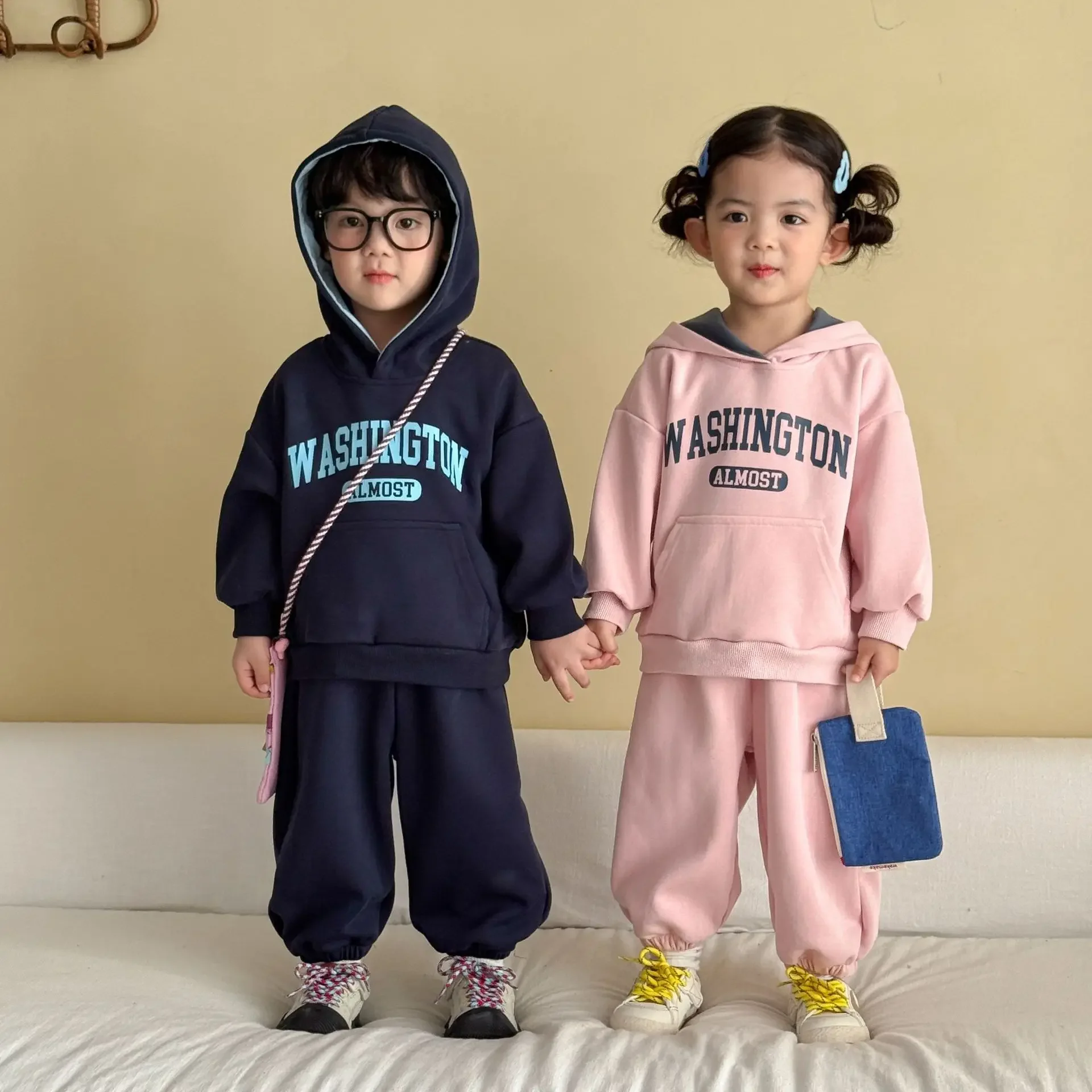 Children's Sets Autumn Outfit Set for Boys' Sports  Girls' 2026 New Spring and Autumn Baby Hoodie and Pants Two-piece Set