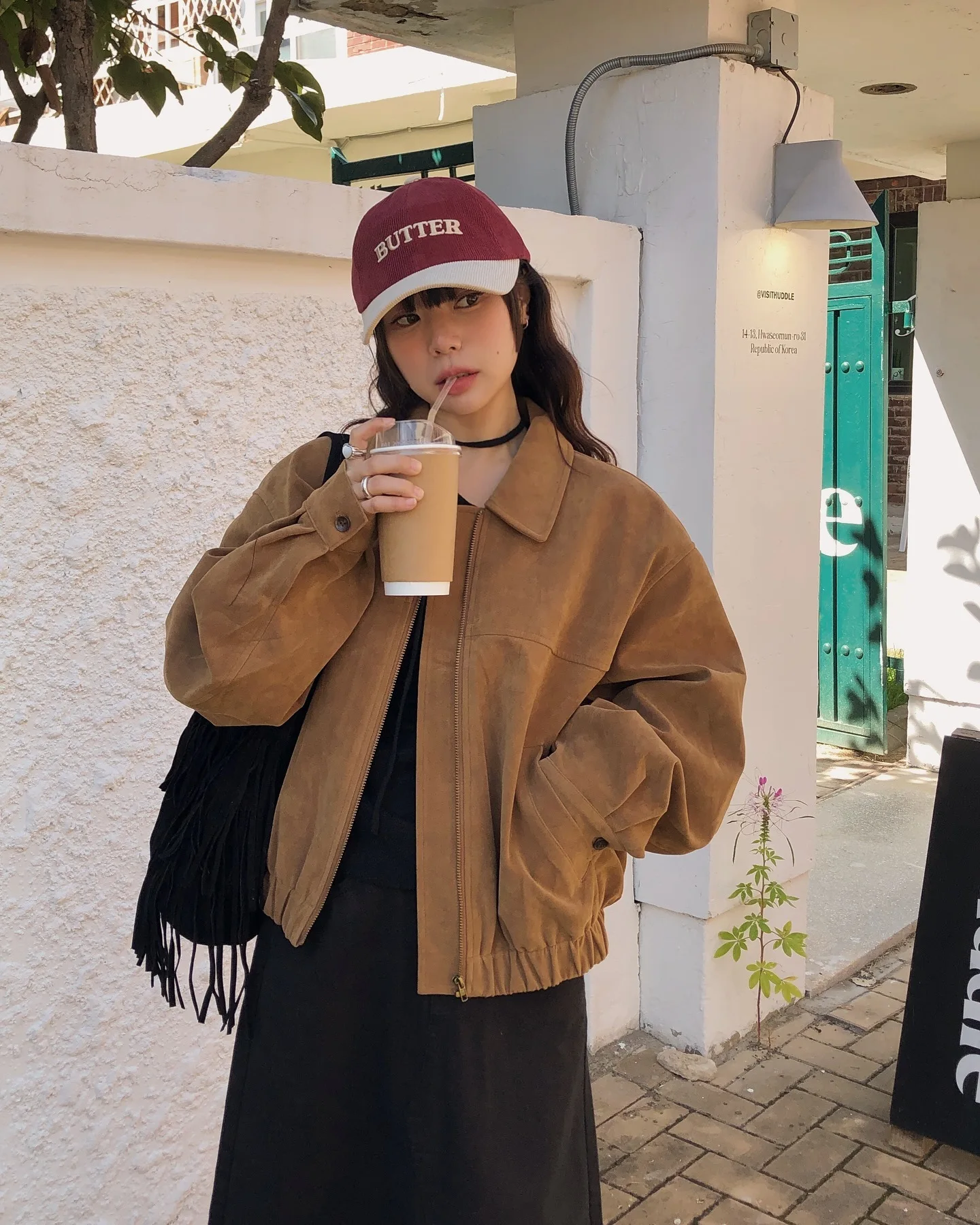 

Fashion Short Brown Suede Jacket Women Chic Lapel Long Sleeve Pocket Zipper Cropped Coat Autumn Lady Highstreet Commute Outwear