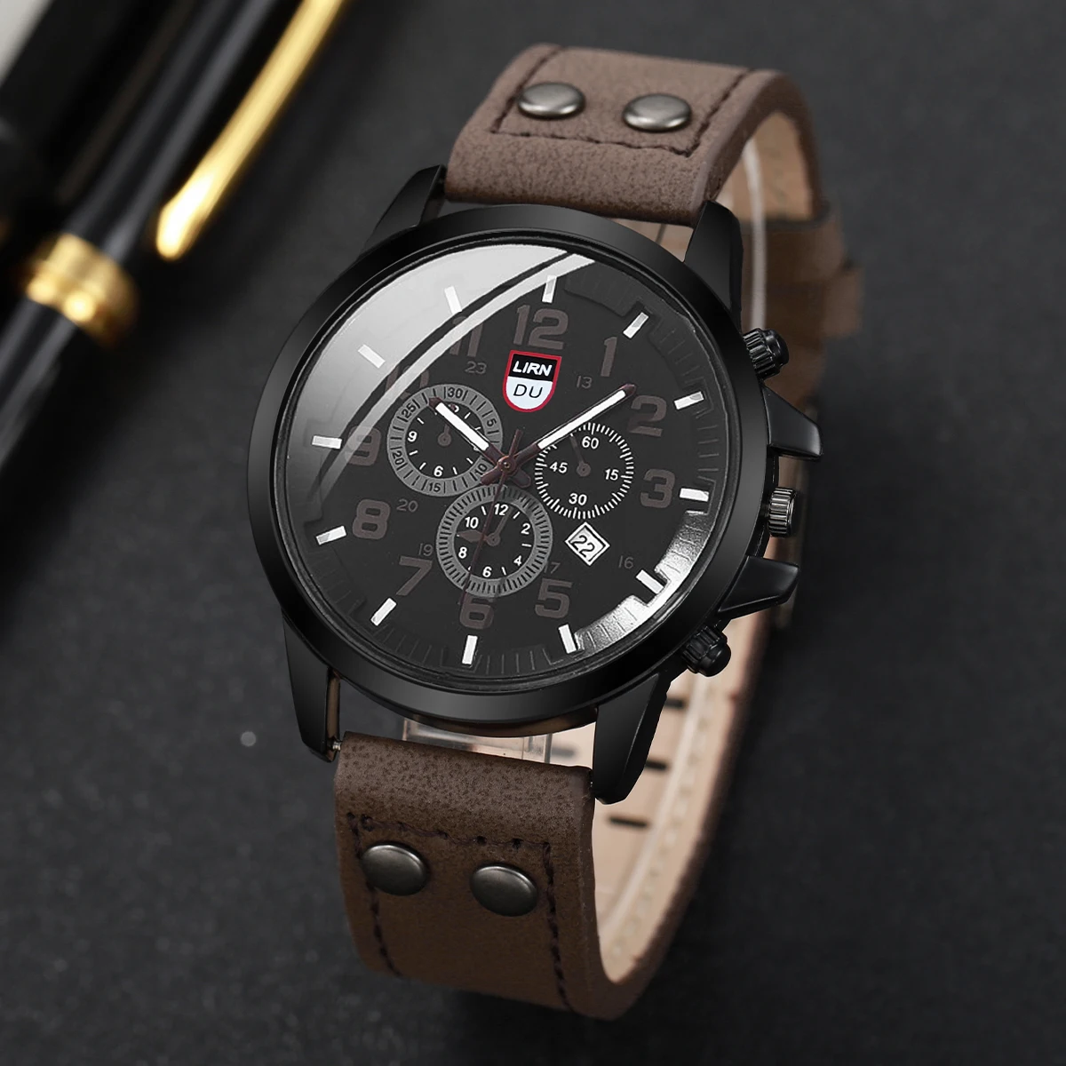 Fashion Men\'s Watches Casual Leather Band Quartz Watch Male Military Calendar Wristwatch