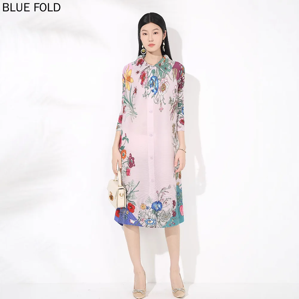 

MIYAKE Pleated Printed Cardigan Dress Stand Collar Single-Breasted Button Closure Elastic Waist Loose Three-quarter Sleeve