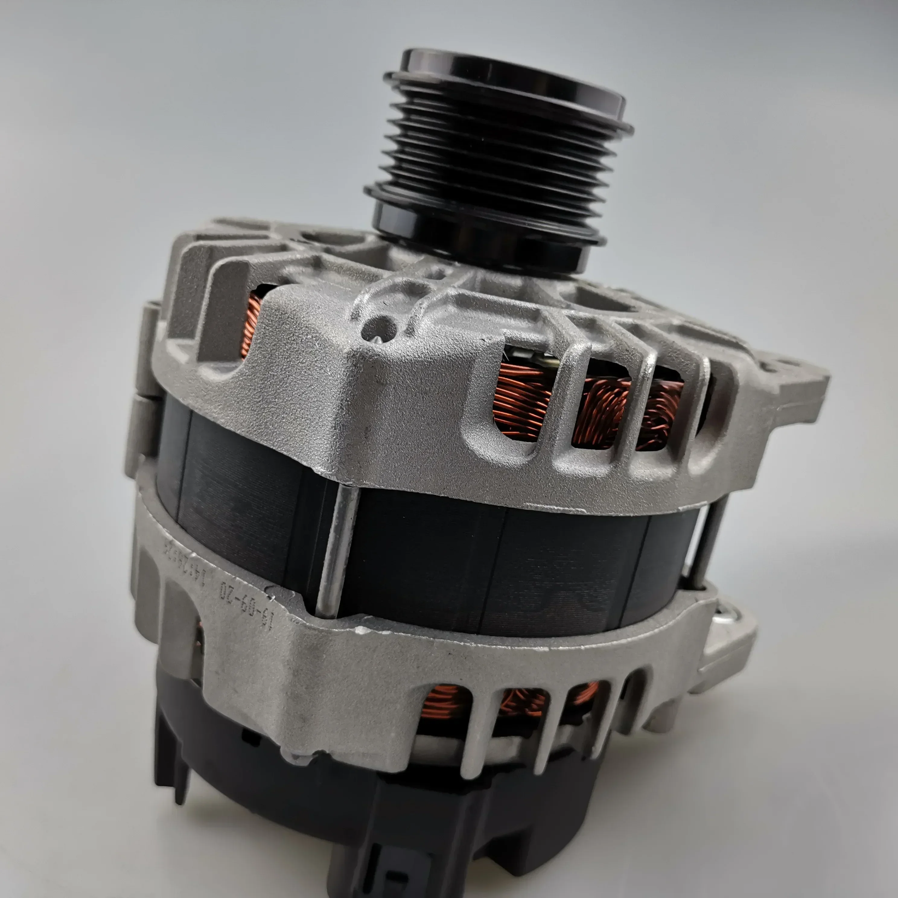 V80 Original Alternator Assembly 155A
