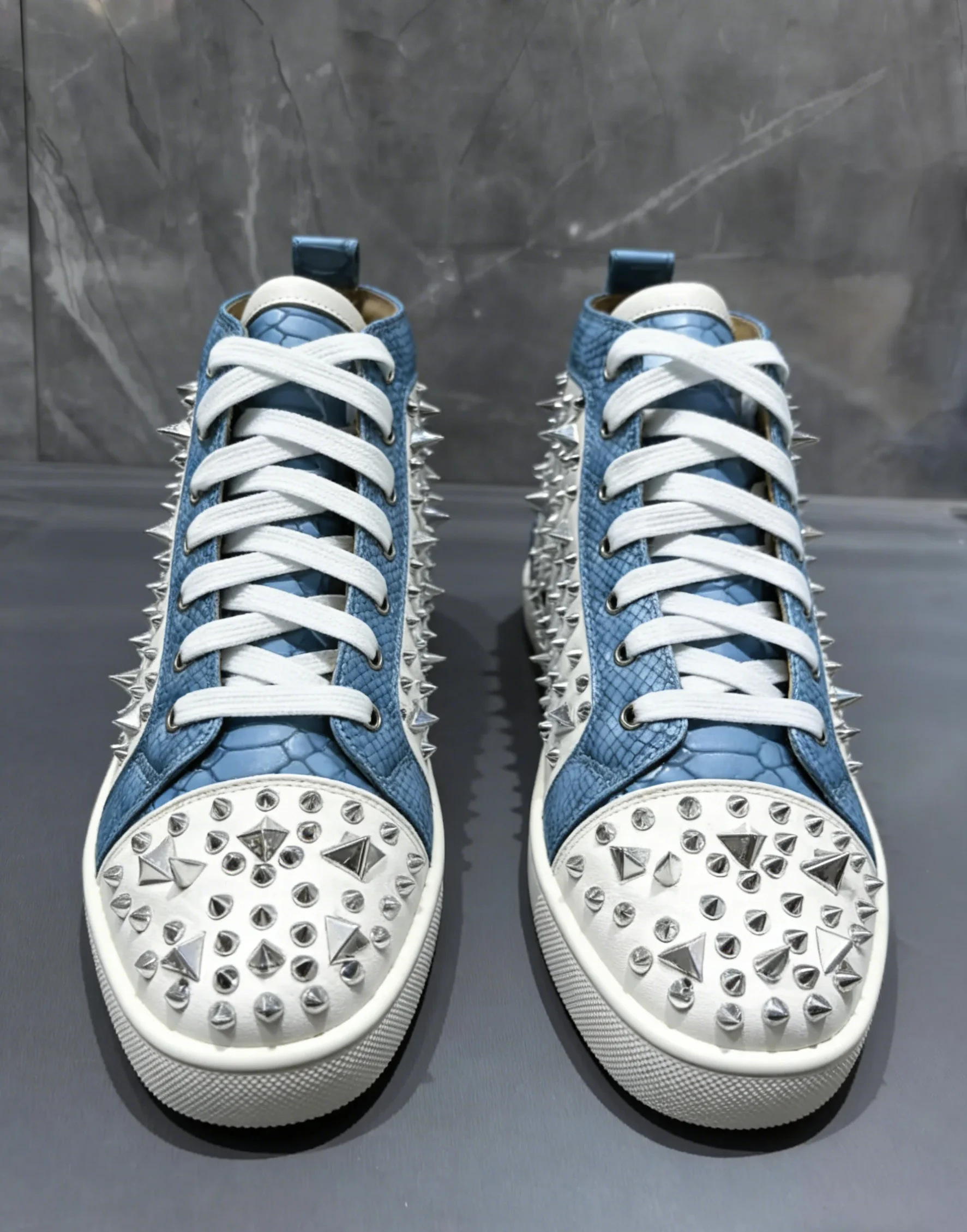 

Lace Up Versatile Couple Shoes Trendy Flat Soled Men's Sneakers Blue White Rivets Design Mixed Colors Casual Canvas Shoes Unisex