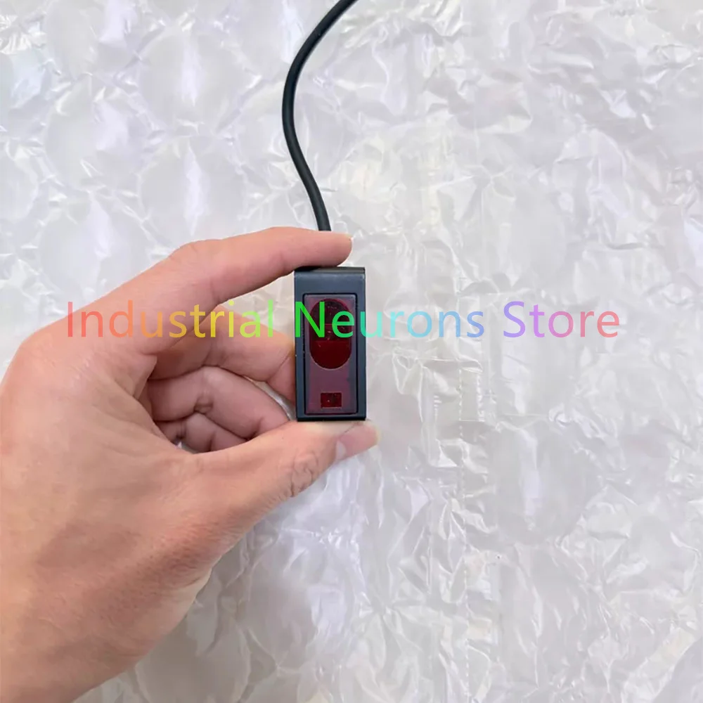 Laser displacement sensor LC-S050MN