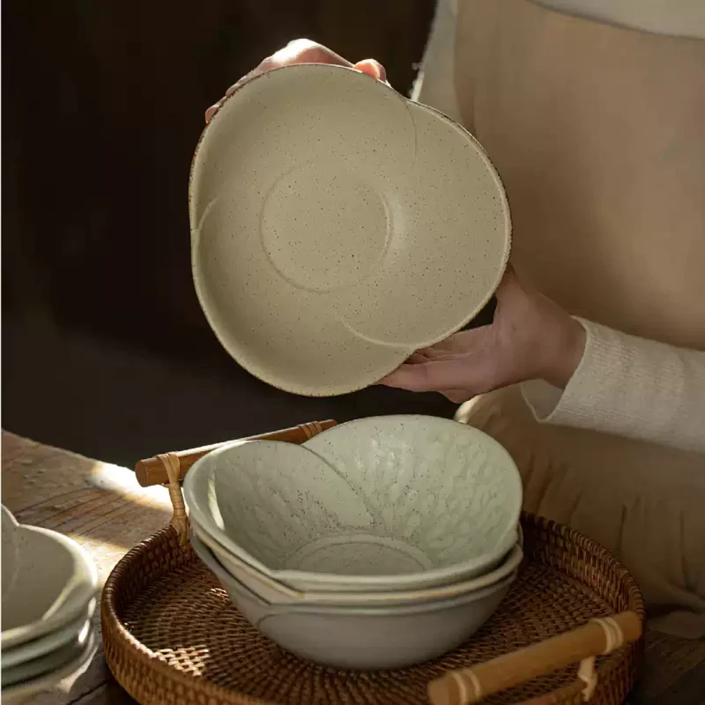 

Japanese Vintage Porcelain Bowl Creative Shape Hotel Restaurant Homehold Tableware Dessert Fruit Salad Bowls Kitchen Supplies